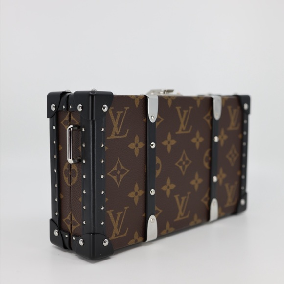 Louis Vuitton
Wallet Trunk Clutch Macassar Monogram Canvas - Picture 6 of 12